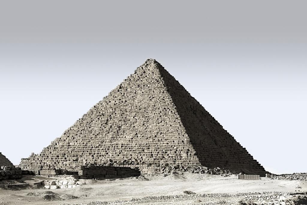 The Pyramidas Touch