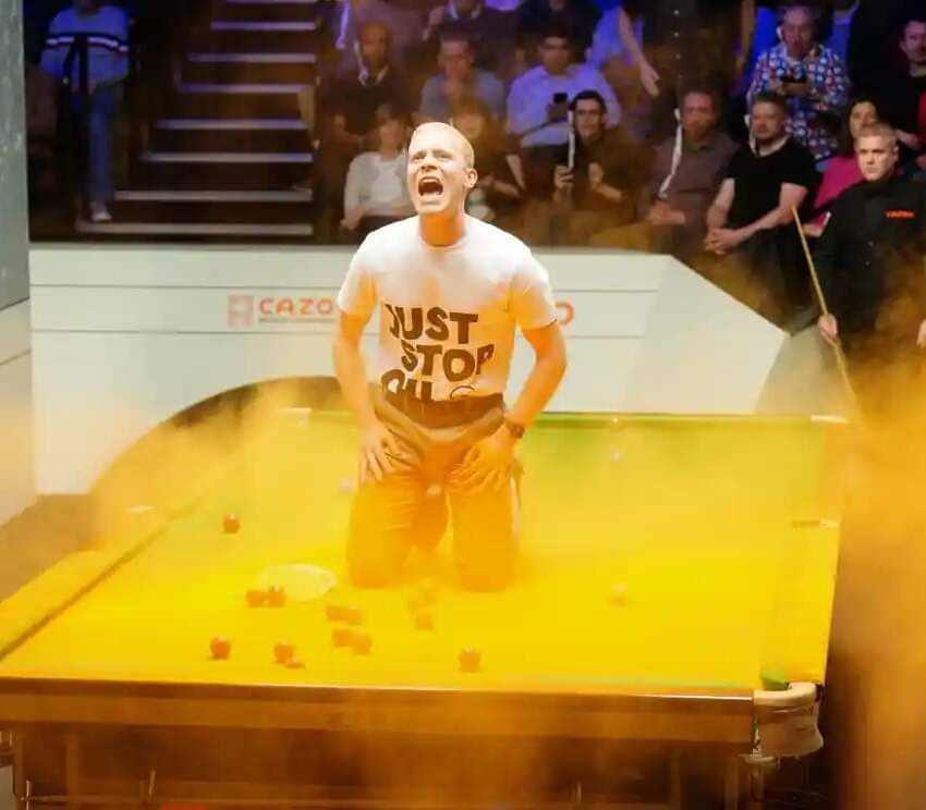 Snookered – maxfrances.com